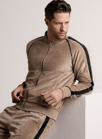 Tuta in tessuto morbido con felpa bomber full zip e pantalone lungo dritto 2