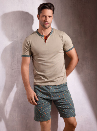 Pigiama uomo serafino mezza manica in jersey di cotone con shorts micro fantasia palmette Serie Oasi INFIOREUOMO