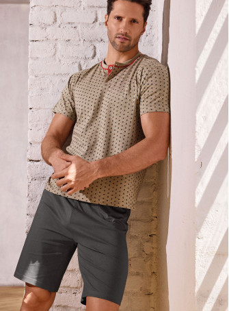 Pigiama uomo serafino mezza manica in jersey di cotone con shorts Serie Tight INFIOREUOMO