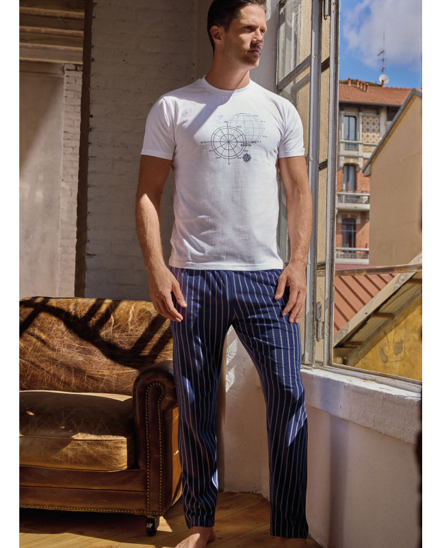 Pigiama girocollo uomo in jersey di cotone mezza manica con pantalone lungo a righe Serie World Trip INFIOREUOMO