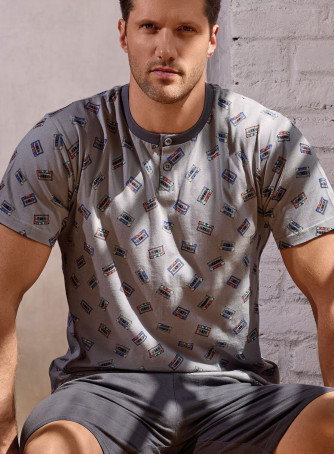 Pigiama uomo serafino mezza manica in jersey di cotone con shorts Serie Music Play INFIOREUOMO 2