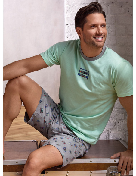 Pigiama uomo girocollo mezza manica in jersey di cotone con shorts Serie Music Play INFIOREUOMO