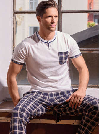 Pigiama uomo serafino manica lunga in jersey di cotone con pantalone lungo fantasia check Serie Chilling INFIOREUOMO