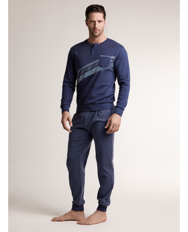 Pigiama in interlock di cotone con maglia serafino a maniche lunghe e pantalone lungo con polsi