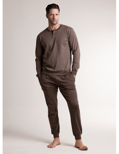 Pigiama in interlock di cotone con maglia serafino a maniche lunghe e pantalone lungo con polsi