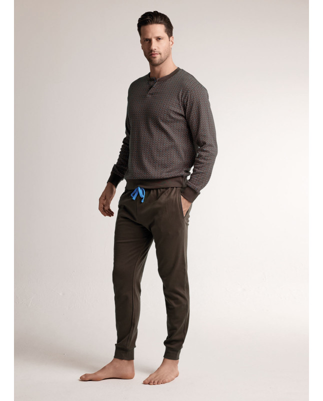Pigiama in interlock di cotone con maglia serafino a maniche lunghe e pantalone lungo con polsi