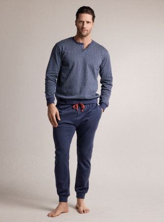 Pigiama in interlock di cotone con maglia serafino a maniche lunghe e pantalone lungo con polsi