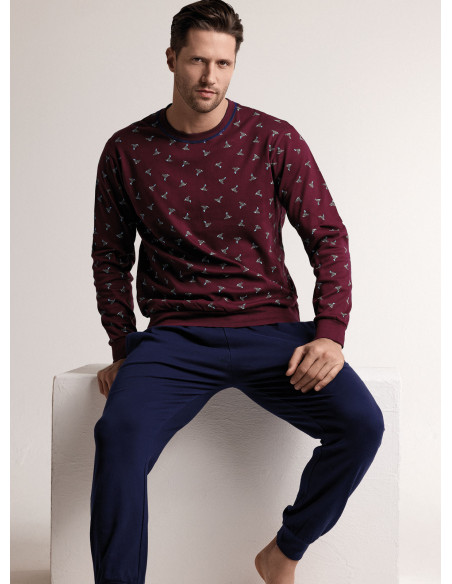 Pigiama in interlock di cotone con maglia girocollo a maniche lunghe e pantalone lungo con polsi