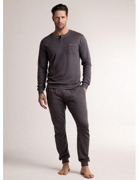 Pigiama in interlock di cotone con maglia serafino a maniche lunghe e pantalone lungo con polsi